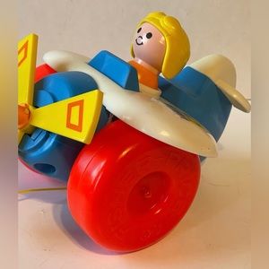 VINTAGE FISHER PRICE AIRPLANE PULL ALONG TOY